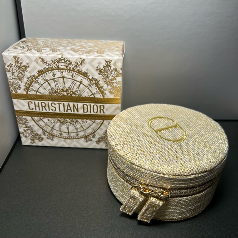 Dior Cosmetics Box - Picture 3 of 9